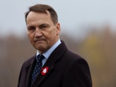 Prawybory w KO. Radosław Sikorski o przewadze nad Rafałem Trzaskowskim. "Czasy się zmieniły"