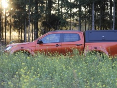 Triada już nie istnieje, azjatyckie pickupy prawie wyginęły. Tymczasem Isuzu