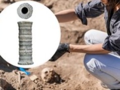 Fiolka sprzed 4 tysięcy lat. Jej zawartość wprawiła archeologów w zdumienie