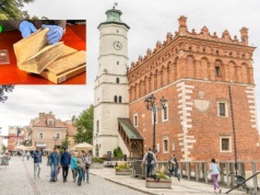 Średniowieczne rękopisy z biblioteki w Sandomierzu odnowione