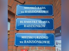 Nowe oznakowanie na Urzędzie Miejskim w Radzionkowie