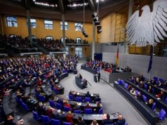 Trump żąda większych wydatków na obronność. Berlin: Nie jesteśmy na bazarze