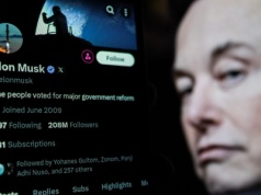 Elon Musk zaczyna swoją grę. Europa się wściekła, a na Wyspach narasta krach