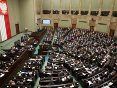 Sejm przyjął ustawę o reformie rynku pracy