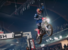 Billy Bolt dominuje finał sezonu SuperEnduro we Francji,  Michał Laska na podium!