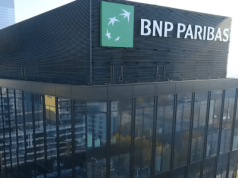 Frankowicze rozbili kolejny bank. BNP Paribas kapituluje i masowo idzie na ugody