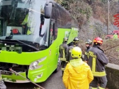 Polscy kierowcy Flixbusa w pułapce. Pasażerowie musieli iść nocą