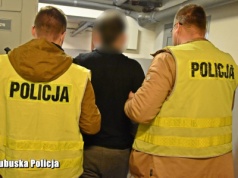 Wtargnął do przedszkola. Agresor usłyszał zarzuty