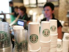 Pozwał sieć Starbucks za oblanie gorącym napojem. Ogromne odszkodowanie