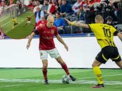 Arjen Robben znów zranił Borussię! Jak za dawnych lat [WIDEO]