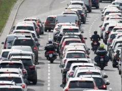 Sezon motocyklowy ruszył. Kierowcy muszą częściej patrzeć w lusterka