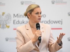 Z dziennika zniknie jedna ocena? MEN chce zmian