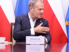 Patriotyzm gospodarczy czy polityczny marketing? Tusk zapowiada koniec „naiwnej globalizacji”