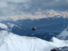 Drony lecą na Everest! Dostawy sprzętu jeszcze w tym roku?