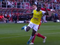 Widzew Łódź skrzywdzony przez sędziego w meczu z Motorem Lublin. „Zawodnik próbował wymusić rzut karny”