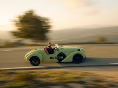 Burton: Nowe życie legendarnego Citroëna 2CV – styl retro, radość z jazdy i francuska fantazja