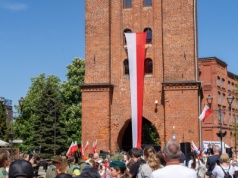 Na Święto Flagi  [ Wiadomości ]