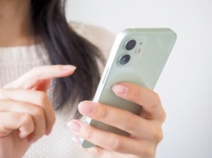Skromny wzrost na rynku smartfonów