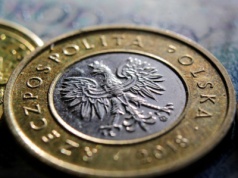 Piątkowe kursy walut dolar, funt, frank i euro 2 maja 2025 r.