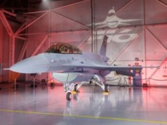 Odebrali najnowszego F-16. Myśliwiec nie nadaje się do lotu