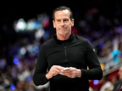 Gdy się o tym dowiedział, miał łzy w oczach. Oto Trener Roku w NBA