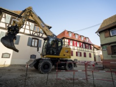 Jak wybrać koparkę kołową do swojego projektu?