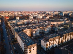 Wrocław dusi się spalinami. Co dalej ze Strefą Czystego Transportu? [BADANIA]