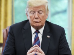 Powrót Signalgate! Komunikator i linia deportacyjna Trumpa zhakowane
