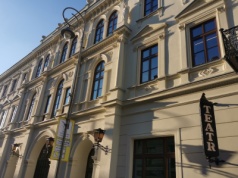 Uchwała o nierozstrzygnięciu konkursu na dyrektora teatru zgodna z prawem?