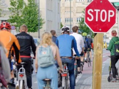 Znak STOP nie powinien obowiązywać rowerzystów. Pora zauważyć, że ten przepis jest martwy