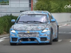 Elektryczne Ferrari nie może mieć normalnej premiery. Zadebiutuje w tym roku, ale go nie zobaczycie