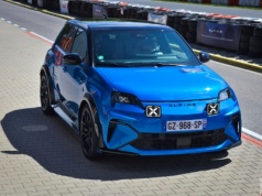 Alpine A290 – już można zamawiać tego hot hatcha. Ile kosztuje w Polsce?