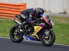 WSBK: Piotr Biesiekirski testuje z zespołem z MŚ World Supersport