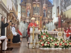 Bp Jeż w Szczepanowie: „Św. Stanisław to obrońca Ewangelii i ładu moralnego”