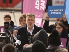 Zandberg: cała scena polityczna ścigała się, kto się panu Brzosce bardziej podliże