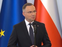 Wizy dla obcokrajowców. Andrzej Duda podjął decyzję ws. ustawy