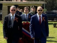 Rosyjscy doradcy wojskowi w Algierii. Jest wśród nich "generał Armagedon"