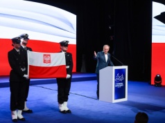 Program „Polskie Morze”. Repolonizacja sektora gospodarki morskiej. Tusk: Polska bandera wróci na polskie statki