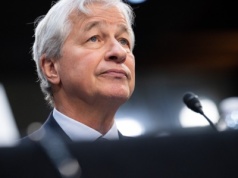 Szef JPMorgan: Recesja w USA wciąż jest możliwa