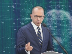 Europoseł Szczerba o zagrożeniach dla demokracji. 