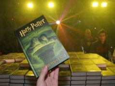 Kandydaci w wyborach jako postaci z Harry'ego Pottera. Którym nauczycielem z Hogwartu jest Trzaskowski?