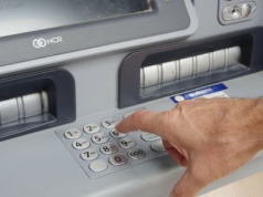 Wstrzymają przelewy. Nie skorzystasz z BLIKA, nie zalogujesz się na stronie: Komunikaty 6 banków przed weekendem