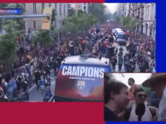 Barcelona się bawi. Lewandowski i Szczęsny zaczęli śpiewać polski hymn [WIDEO]