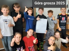 „Góra grosza” na wsparcie dzieci z domów dziecka. Uczniowie zebrali ponad 54 kilogramy monet