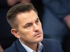 Wpis wiceministra w czasie ciszy wyborczej. W sieci oburzenie