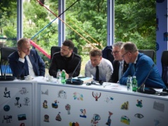 Szczyt Europejskiej Wspólnoty Politycznej w Tiranie. Zełenski, Macron, Starmer, Merz i Tusk rozmawiali z Trumpem