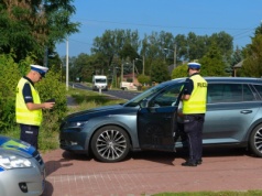 Znowu się zaczęło. Policjanci zatrzymują kierowców i zadają jedno pytanie