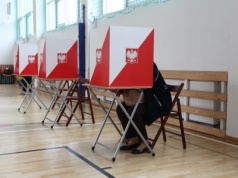 Początek głosowania bez incydentów. Ale już 122 przypadki naruszenia ciszy wyborczej
