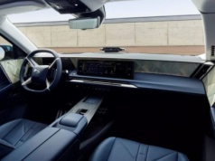 Nowe auto prezydenta Francji zaskakuje. Wybór nieoczywisty