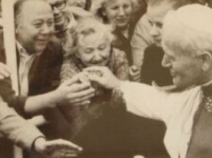 105 lat temu urodził się św. Jan Paweł II. Przypominamy najważniejsze momenty związane z Lublinem